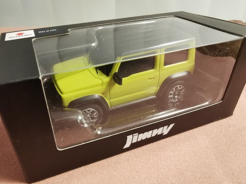 Light green suzuki jimny - green,